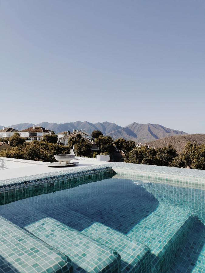 Ojén Surya Guest House מראה חיצוני תמונה
